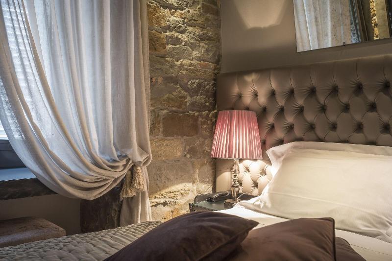 טריאסטה Forvm Boutique Hotel מראה חיצוני תמונה