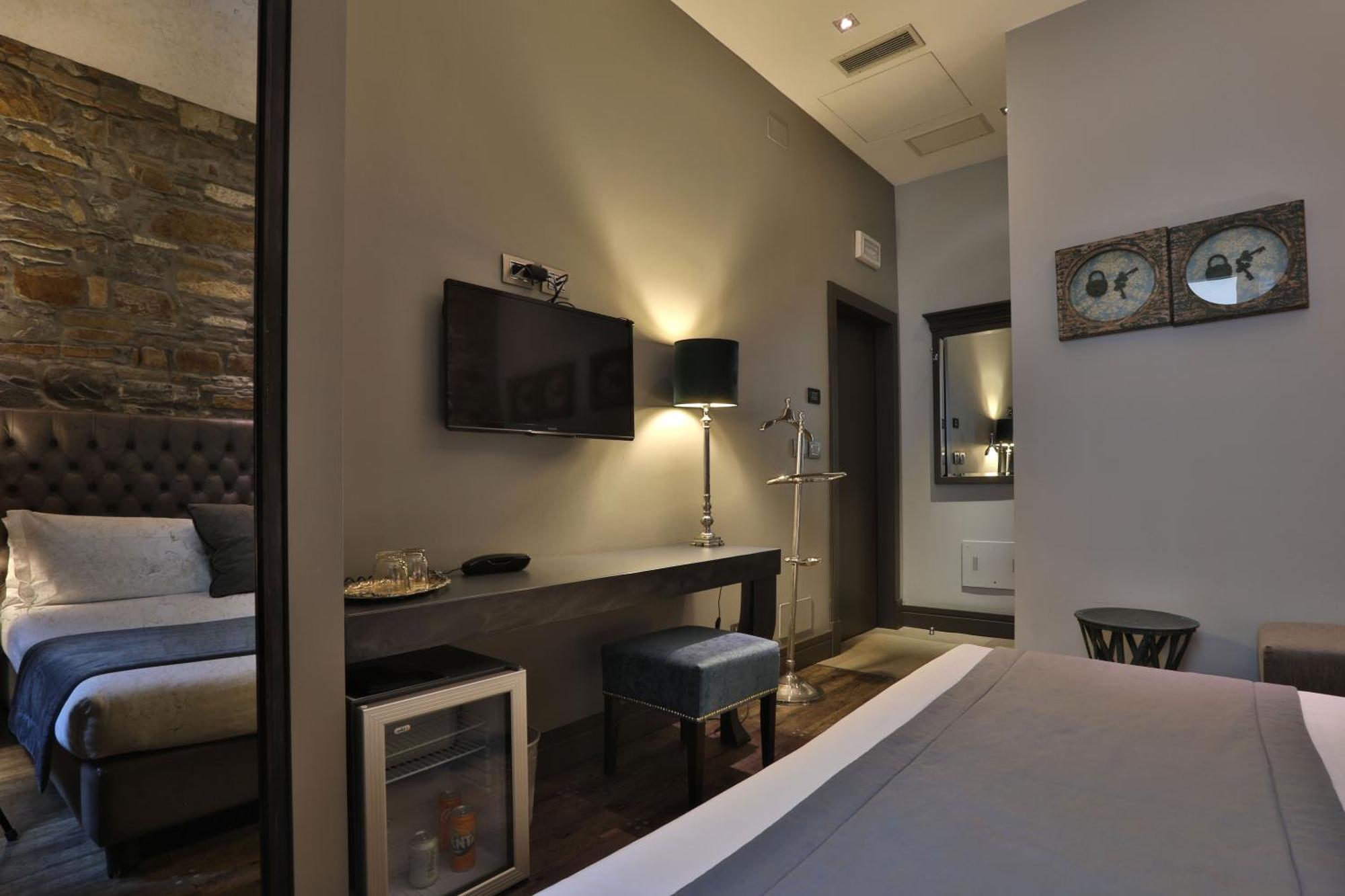 טריאסטה Forvm Boutique Hotel מראה חיצוני תמונה